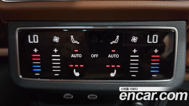 Audi A6 2023 — photo 19