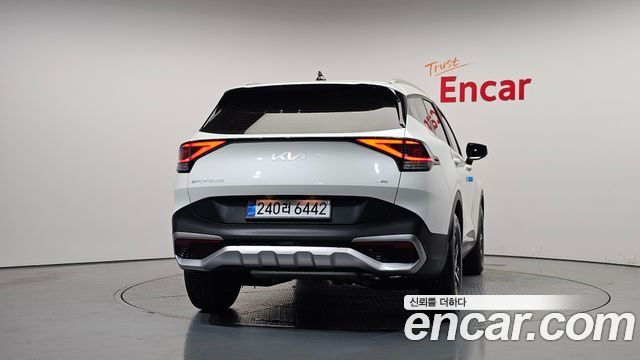 Kia Sportage 2022 — photo 4