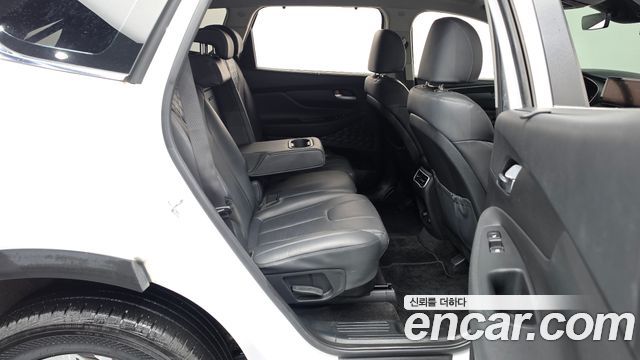 Hyundai Santafe 2021 — photo 12