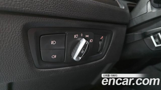 BMW 1-Series 2019 — photo 24