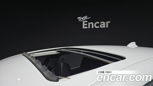 BMW 1-Series 2019 — photo 25