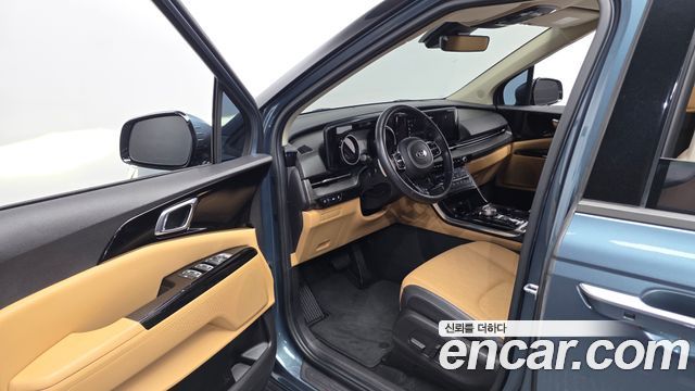 Kia Canival 2021 — photo 13