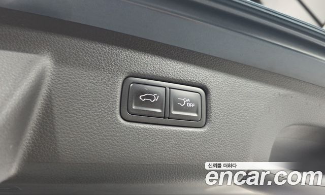 Kia Canival 2021 — photo 22