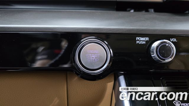 Kia Canival 2021 — photo 26