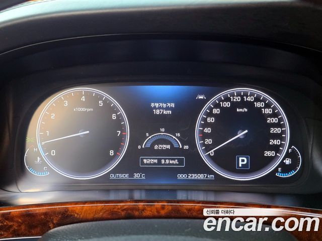 Hyundai Equus 2013 — photo 8