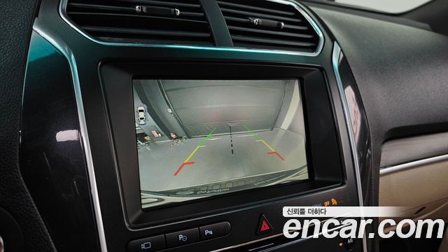 Ford Explorer 2016 — photo 15