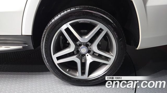 Mercedes-Benz GLS-Class 2017 — photo 5