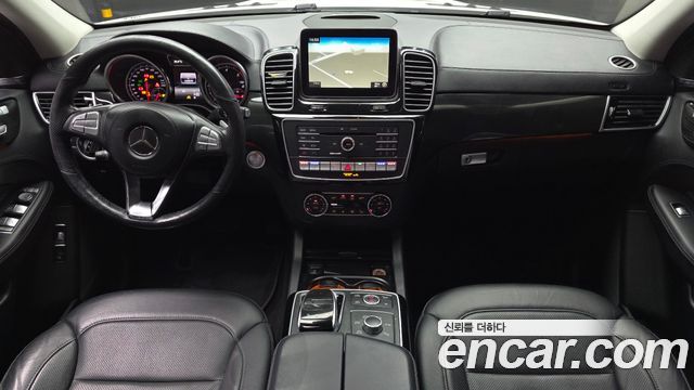 Mercedes-Benz GLS-Class 2017 — photo 7