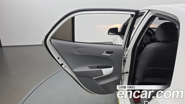 Kia morning 2018 — photo 15