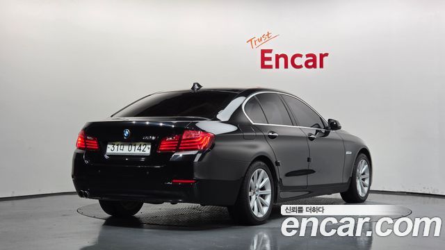 BMW 5-Series 2015 — photo 2