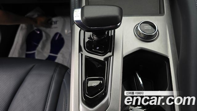 Renault Korea Grand Koleos 2025 — photo 9