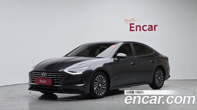 Hyundai Sonata 2023 — photo 1