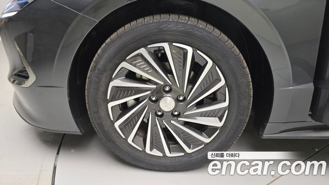 Hyundai Sonata 2023 — photo 5