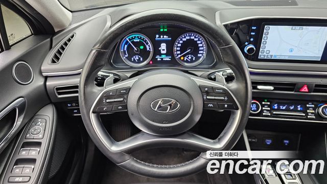 Hyundai Sonata 2023 — photo 13