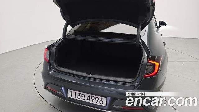 Hyundai Sonata 2023 — photo 20