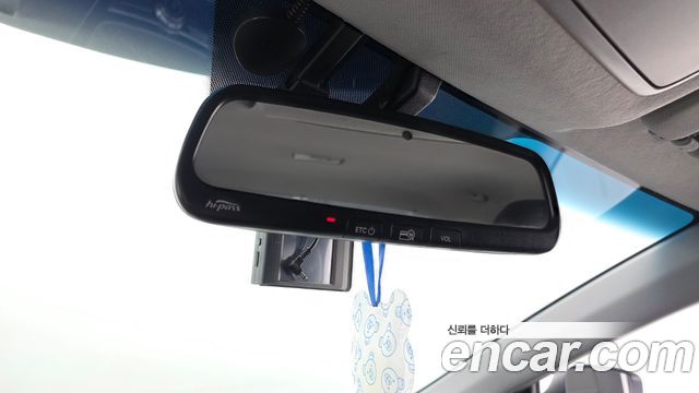 Hyundai AVANTE 2014 — photo 17