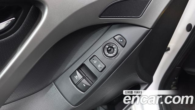 Hyundai AVANTE 2014 — photo 19