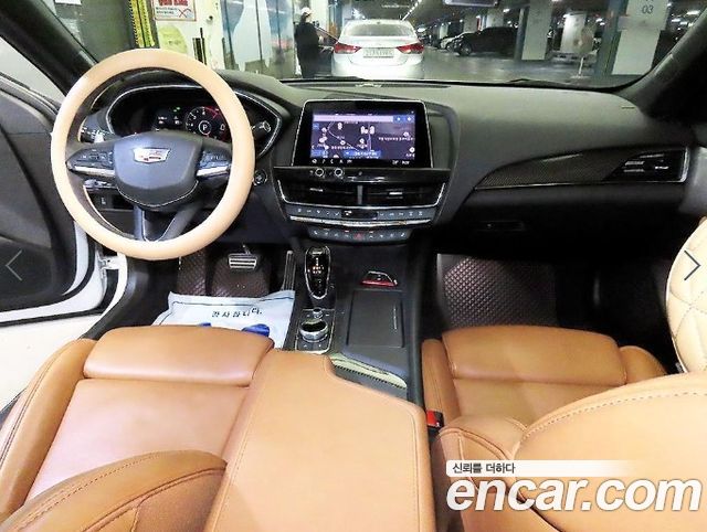 Cadillac CT5 2021 — photo 10