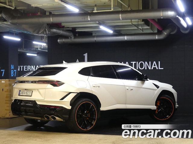 Lamborghini Urus 2024 — photo 5