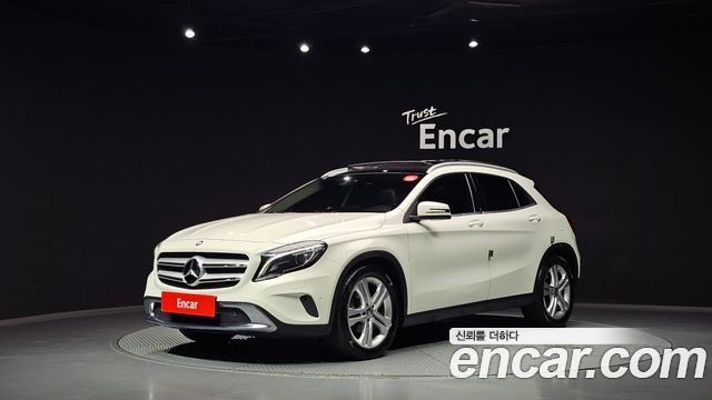 Mercedes-Benz GLA-Class 2017 — photo 1