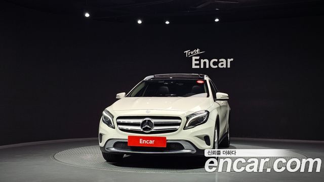 Mercedes-Benz GLA-Class 2017 — photo 3