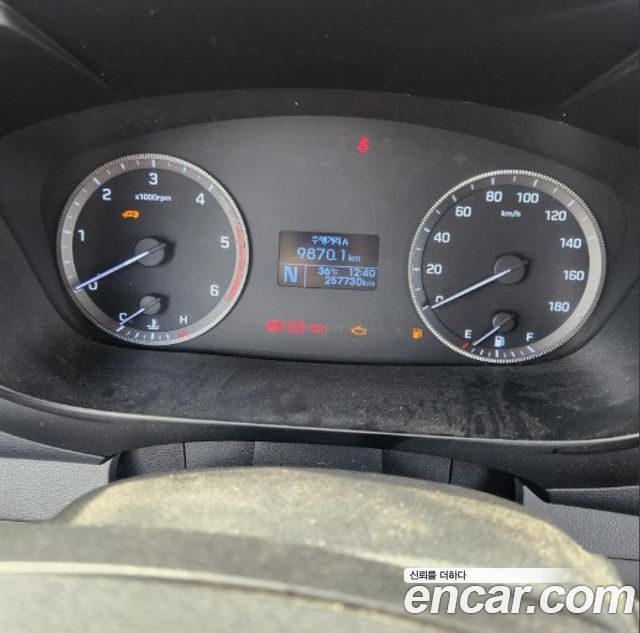 Hyundai Solati 2015 — photo 11