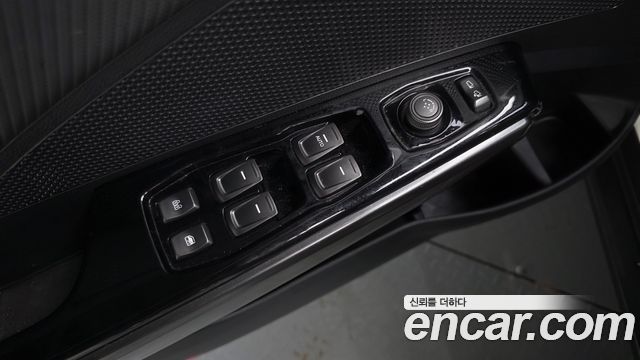KG Mobility TIBOLI 2020 — photo 28