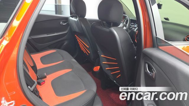 Renault Korea QM3 2014 — photo 12
