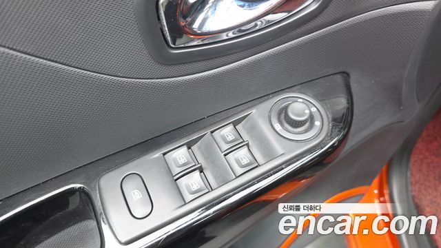 Renault Korea QM3 2014 — photo 16
