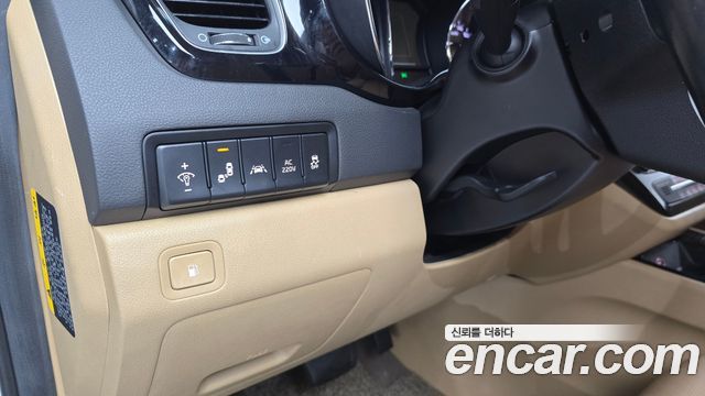Kia Canival 2017 — photo 15