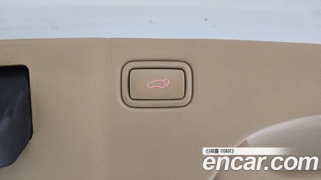 Kia Canival 2017 — photo 20