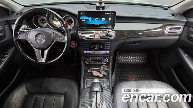 Mercedes-Benz CLS-Class 2012 — photo 7