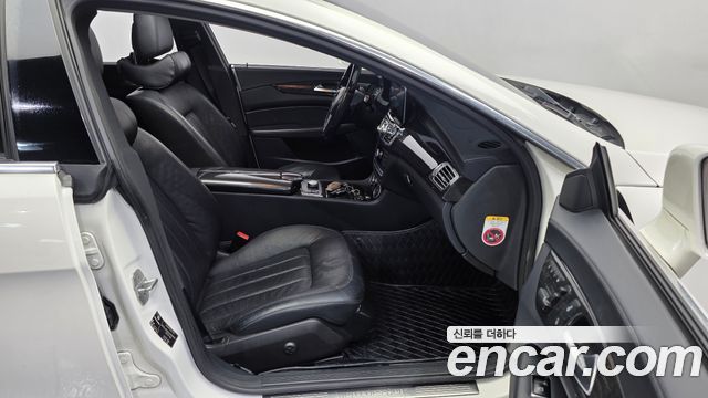 Mercedes-Benz CLS-Class 2012 — photo 12