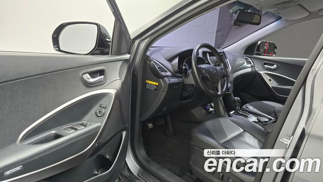 Hyundai Santafe 2016 — photo 13