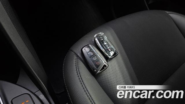 Hyundai Santafe 2016 — photo 23