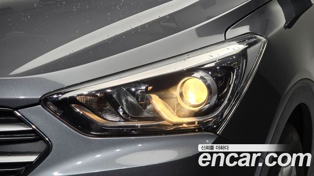 Hyundai Santafe 2016 — photo 8