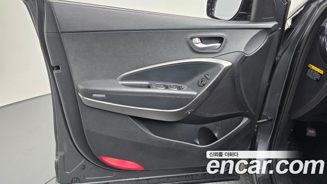 Hyundai Santafe 2016 — photo 14