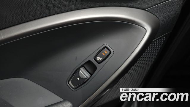 Hyundai Santafe 2016 — photo 30
