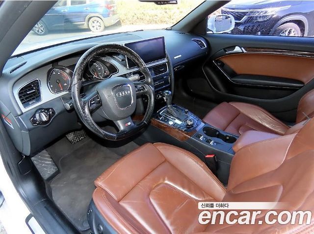 Audi A5 2011 — photo 11