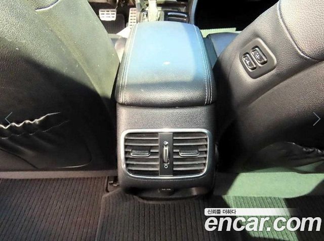 Kia K5 2016 — photo 17
