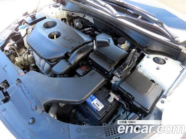 Kia K5 2016 — photo 19