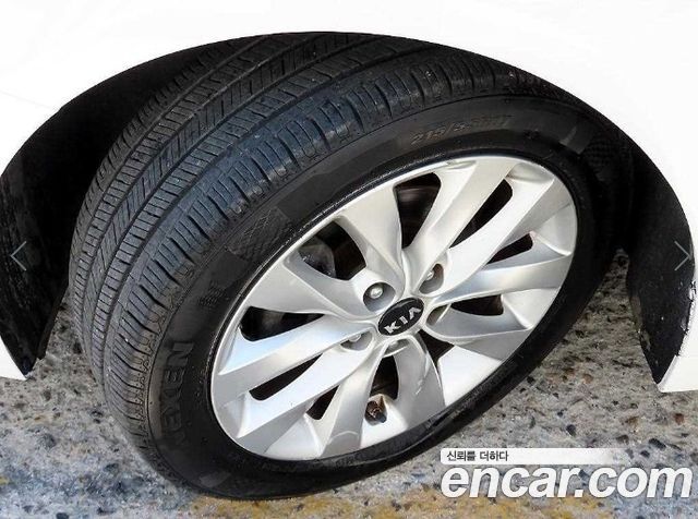 Kia K5 2016 — photo 20