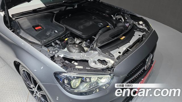 Mercedes-Benz E-Class 2023 — photo 6