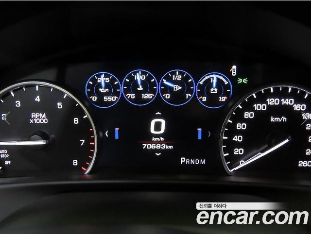 Cadillac CT6 2016 — photo 9