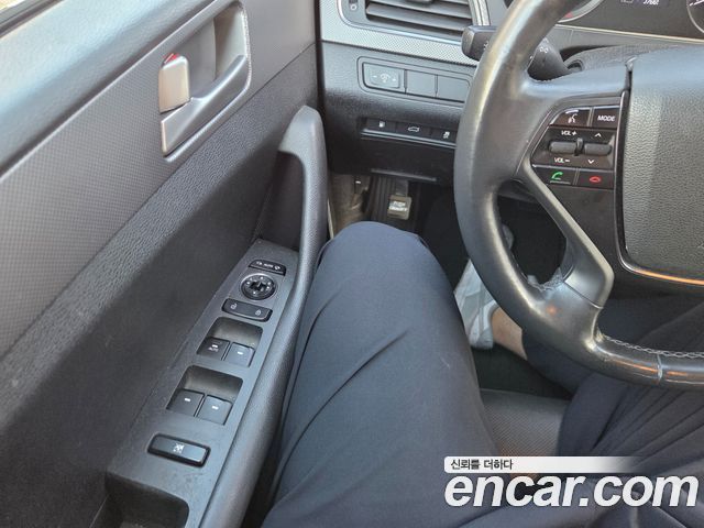 Hyundai Sonata 2015 — photo 11