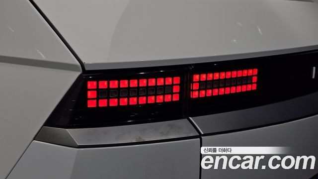 Hyundai Ioniq5 2022 — photo 9