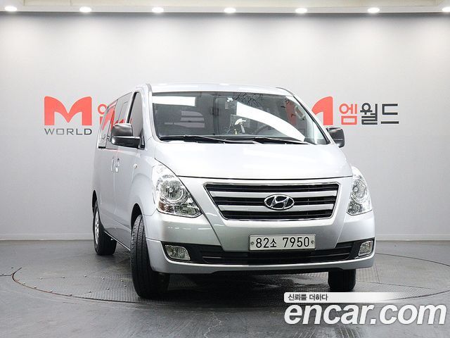 Hyundai Starex 2017 — photo 2