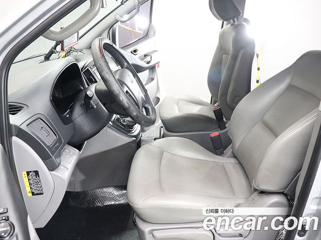 Hyundai Starex 2017 — photo 5