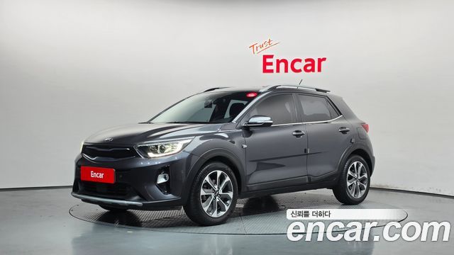 Kia Stonic 2018 — photo 1