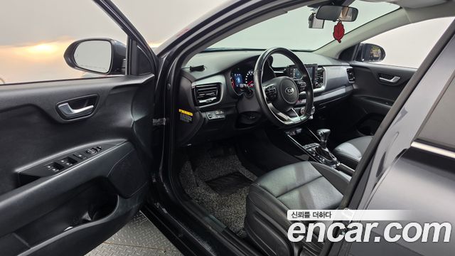 Kia Stonic 2018 — photo 13